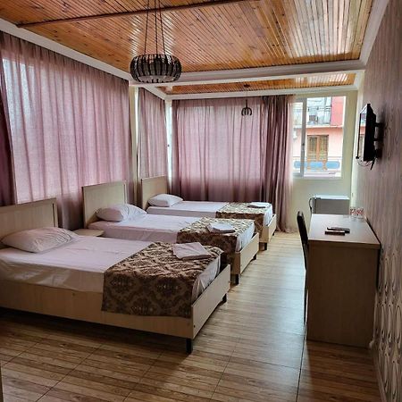באטומי Hotel Elio מראה חיצוני תמונה