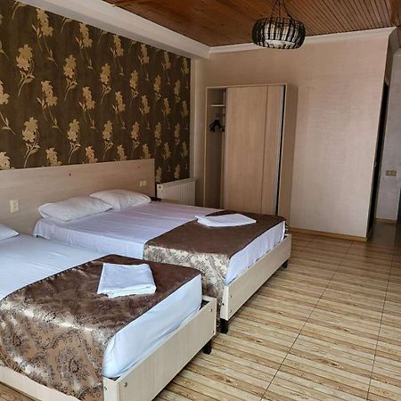באטומי Hotel Elio מראה חיצוני תמונה