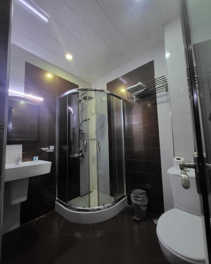 באטומי Hotel Elio מראה חיצוני תמונה