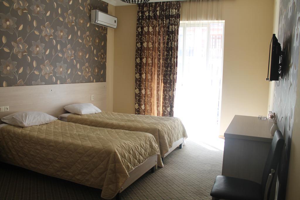 באטומי Hotel Elio מראה חיצוני תמונה